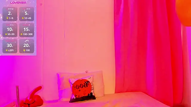 Natasha by online show from November 26, 2025, 2:07 pm