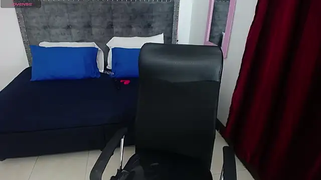 Amber hot22 online show from February 21, 2025, 9:00 pm