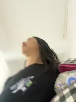 Amber hot22 online show from September 26, 2025, 6:12 pm