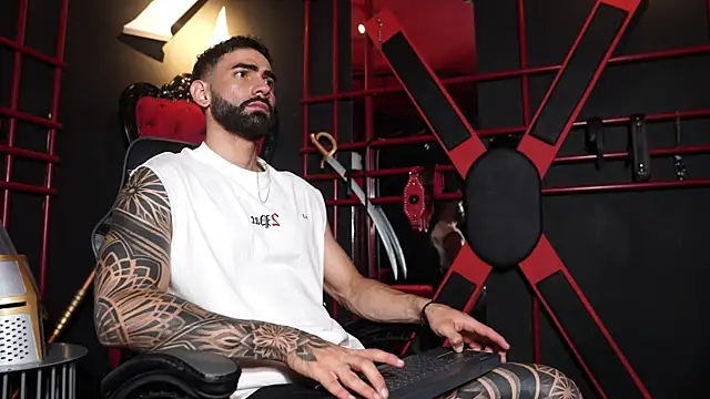 Snapshot of Austin_bolt chatting on March 28, 2026, 4:01 am Austin bolt online show from March 28, 2026, 4:01 am