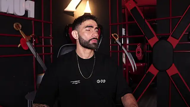 Snapshot of Austin_bolt chatting on April 5, 2026, 1:47 am Austin bolt online show from April 5, 2026, 1:47 am