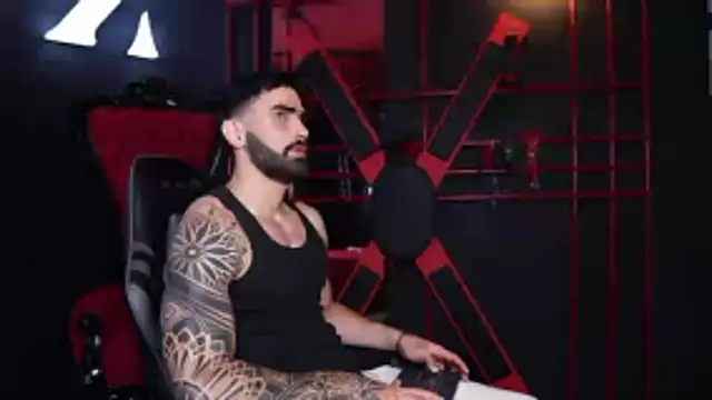 Snapshot of Austin_bolt chatting on April 16, 2026, 1:39 am Austin bolt online show from April 16, 2026, 1:39 am