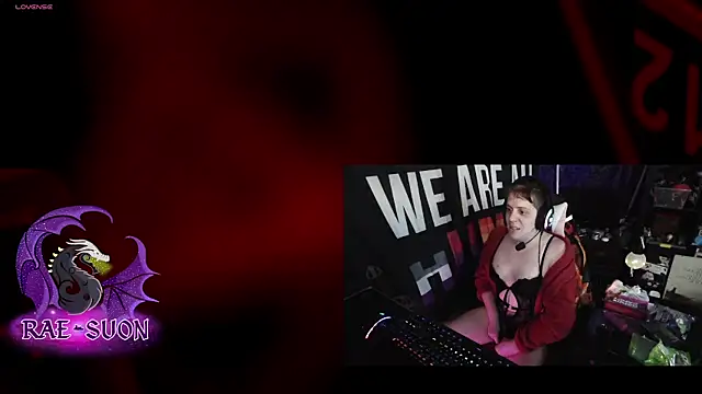 Rae-Suon online show from November 6, 2025, 3:18 am