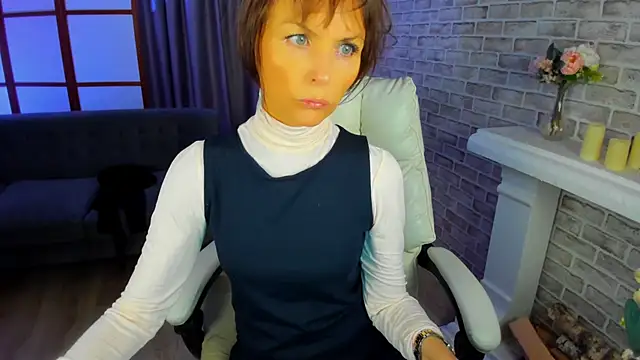 Elizabe th online show from February 13, 2025, 10:22 pm