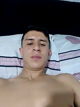 IsaiasAriasAz online show from April 21, 2026, 5:58 am