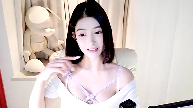 Snapshot of initial-lucky chatting on December 16, 2024, 1:22 pm initial-lucky online show from December 16, 2024, 1:22 pm