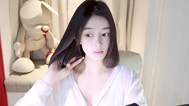 Snapshot of initial-lucky chatting on January 3, 2025, 1:03 pm initial-lucky online show from January 3, 2025, 1:03 pm