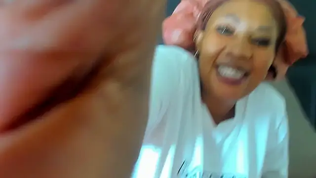 Sweetdelight86 online show from March 9, 2025, 4:22 pm