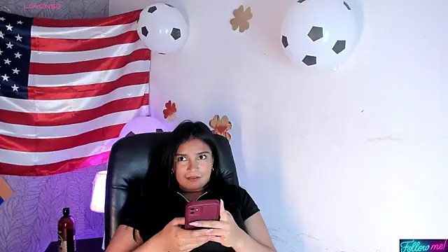 Snapshot of Candys_victoria chatting on July 5, 2026, 5:14 am Candys victoria online show from July 5, 2026, 5:14 am