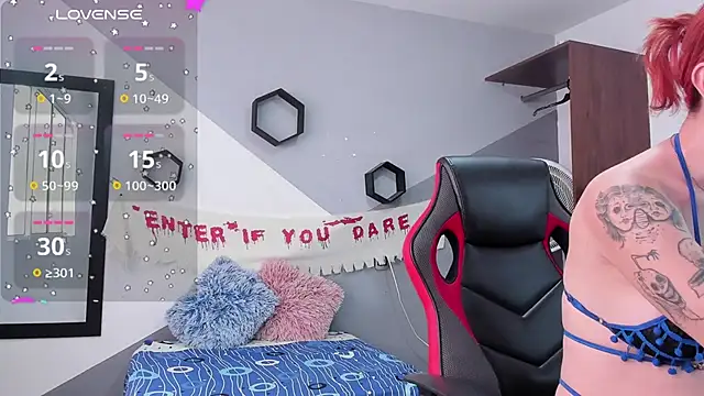 Danniela rivera online show from December 13, 2024, 3:11 pm