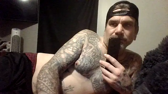 clitstitsandbongrips online show from September 17, 2025, 10:39 am