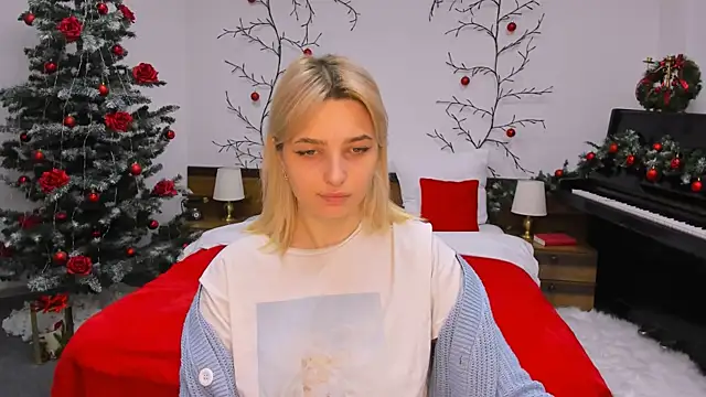 Snapshot of tendermeow chatting on December 9, 2024, 1:13 pm tendermeow online show from December 9, 2024, 1:13 pm