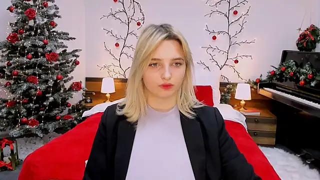 Snapshot of tendermeow chatting on January 14, 2025, 7:21 pm tendermeow online show from January 14, 2025, 7:21 pm