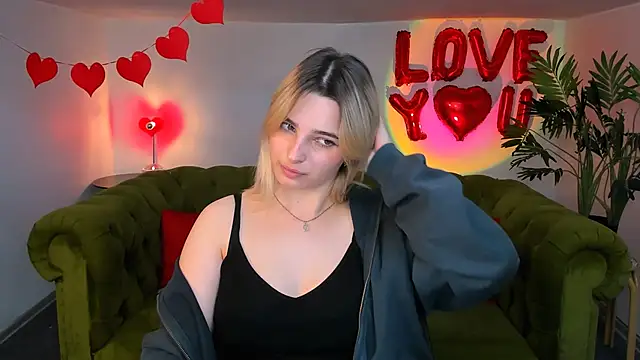 Snapshot of tendermeow chatting on March 18, 2025, 4:15 pm tendermeow online show from March 18, 2025, 4:15 pm