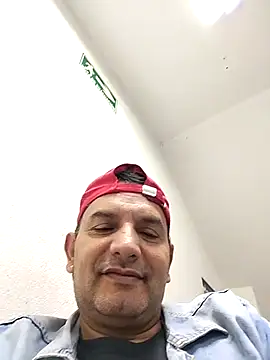 RogueTraveler online show from February 17, 2025, 3:09 pm