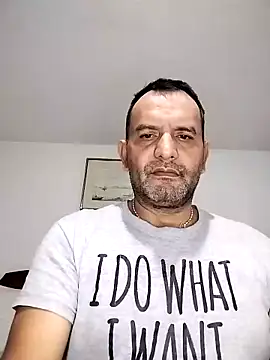 RogueTraveler online show from September 21, 2025, 4:25 am