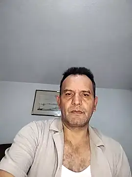 RogueTraveler online show from October 7, 2025, 3:47 am