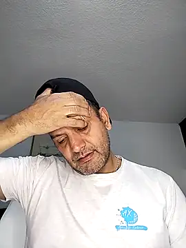 RogueTraveler online show from October 31, 2025, 3:29 am