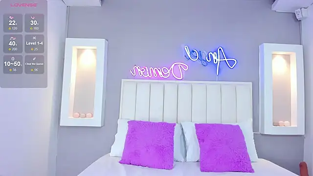 HannaPaola online show from March 14, 2025, 10:38 pm