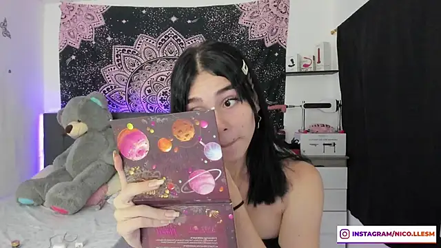 jade dakota   online show from January 19, 2025, 11:32 pm