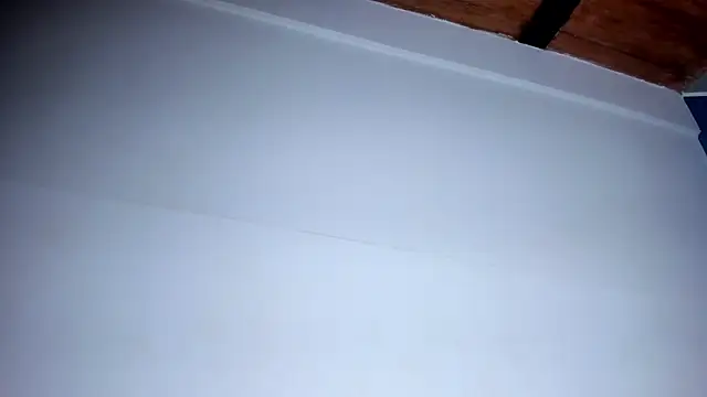 skinnycollins1 online show from October 7, 2025, 1:36 am