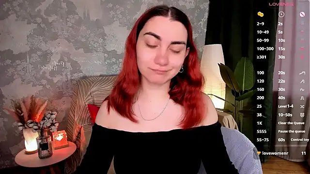 hannacheekss  online show from July 14, 2026, 2:05 am