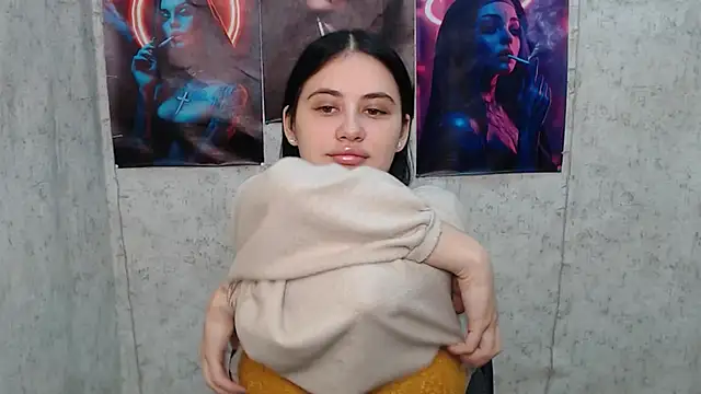 AliceSexyyy  online show from November 19, 2025, 4:34 am