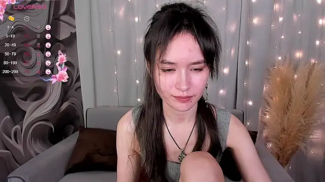 Emily Strikeee online show from January 16, 2025, 12:31 pm