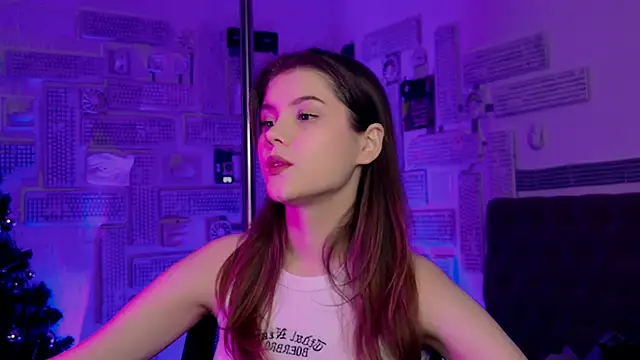 EvaThopson online show from January 31, 2025, 12:18 pm