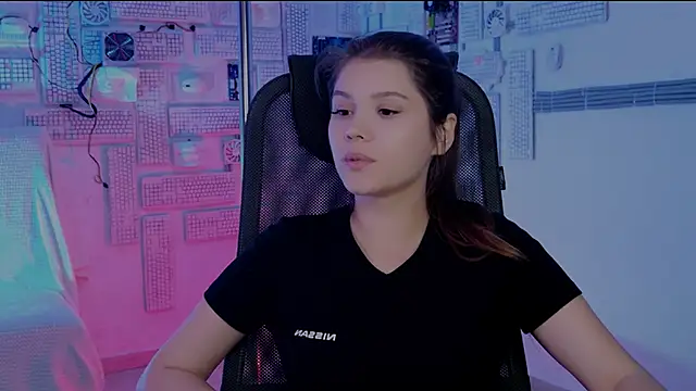 EvaThopson online show from November 20, 2025, 11:43 am