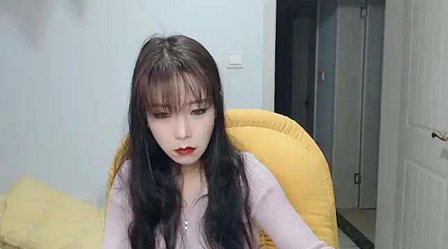 Snapshot of SuSushi728 chatting on February 26, 2025, 3:41 pm SuSushi728 online show from February 26, 2025, 3:41 pm