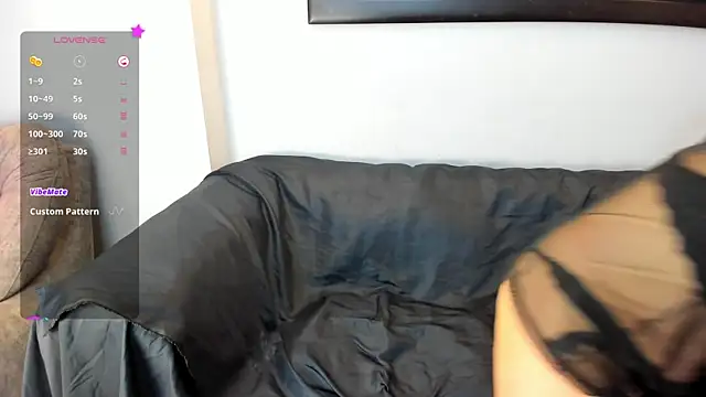 JennieRosse online show from October 20, 2025, 11:54 am