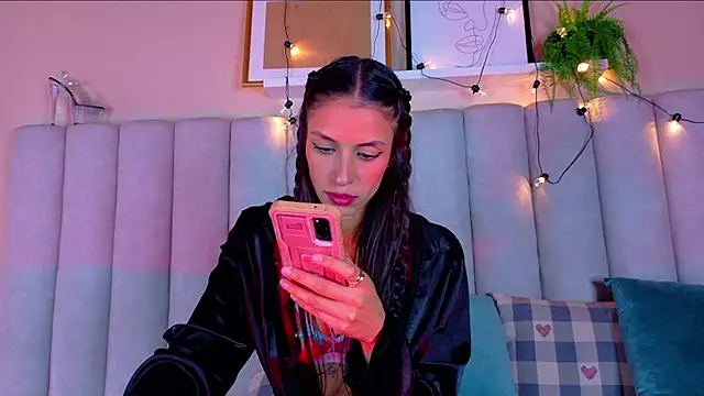 ChanelAdamss  online show from October 22, 2025, 3:18 am