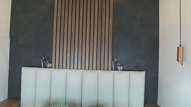 ChanelAdamss  online show from November 25, 2025, 12:32 am