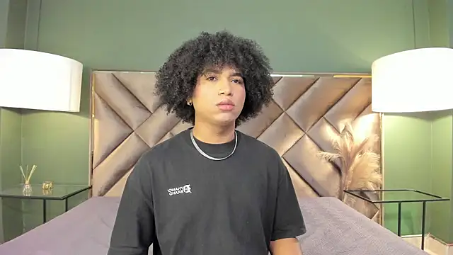 Ambar Collingg online show from September 29, 2025, 9:41 pm