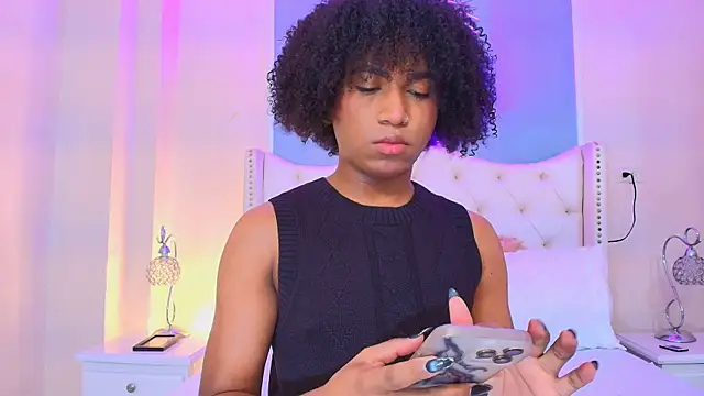 Ambar Collingg online show from November 5, 2025, 1:22 pm