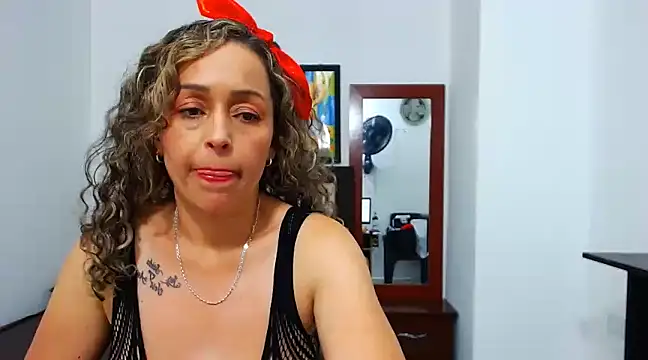 ariellth online show from December 29, 2024, 10:14 pm