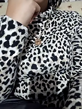 Barby8787 online show from January 18, 2025, 2:44 pm