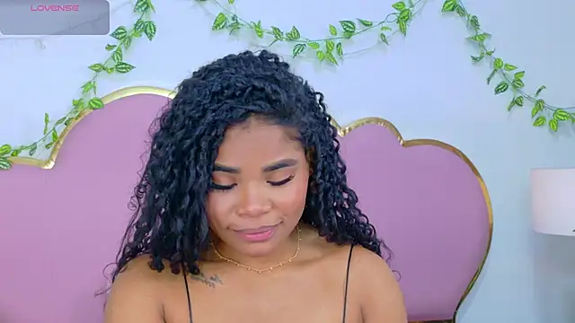 Snapshot of NahiaraReina chatting on November 23, 2025, 12:49 pm NahiaraReina online show from November 23, 2025, 12:49 pm