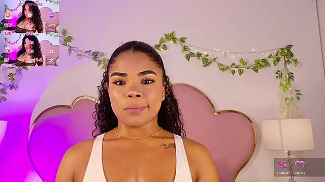 Snapshot of NahiaraReina chatting on February 7, 2026, 1:26 pm NahiaraReina online show from February 7, 2026, 1:26 pm
