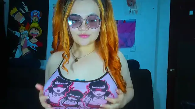 Lily stone04 online show from March 15, 2025, 3:18 am