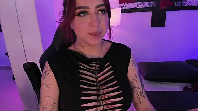 AnnikaMerliahh  online show from February 21, 2025, 6:26 pm