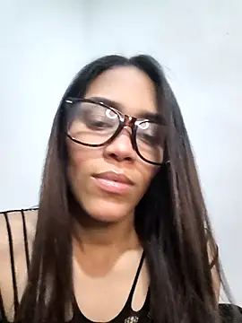 Snapshot of Cositarica_69 chatting on February 17, 2026, 5:15 am Cositarica 69 online show from February 17, 2026, 5:15 am