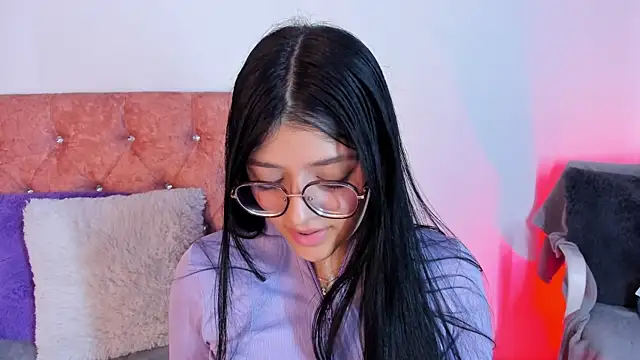 lana dol online show from February 7, 2025, 3:08 pm