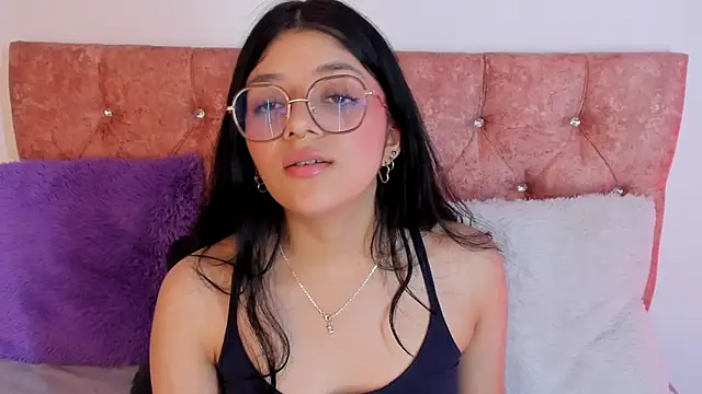 lana dol online show from March 4, 2025, 3:37 pm