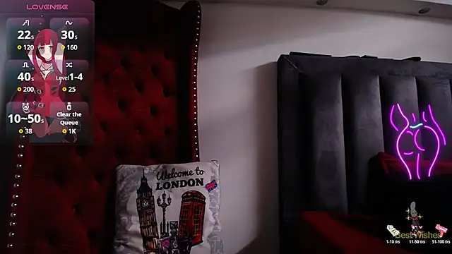 BiancaAntonelli online show from December 2, 2025, 1:17 pm