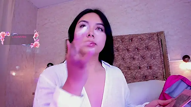 gaby desire777 online show from December 27, 2024, 12:45 pm