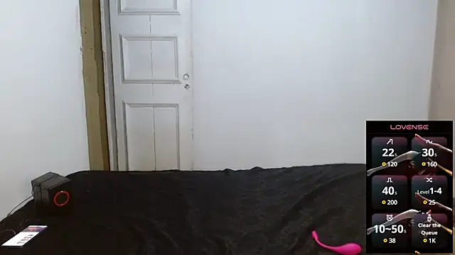 Snapshot of cherrydelioncourt chatting on January 7, 2025, 5:33 am cherrydelioncourt online show from January 7, 2025, 5:33 am
