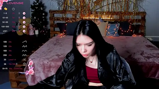 SweetyDeviliya online show from January 25, 2025, 12:37 pm