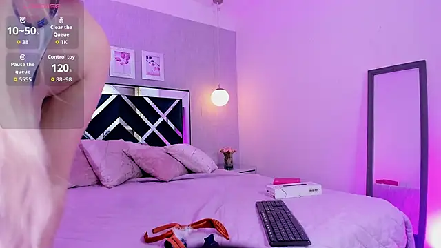 ibella7 online show from November 21, 2025, 7:34 pm